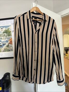 H&M Men's Vertical Stripe Button-Down Shirt — Black & Tan